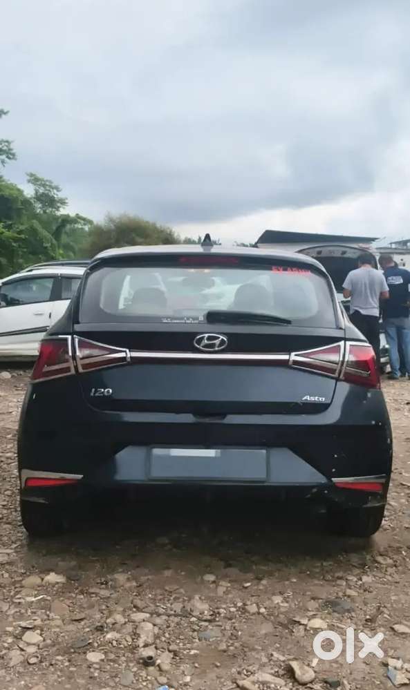 Hyundai New I20 Petrol Manual 43000 Km 2023