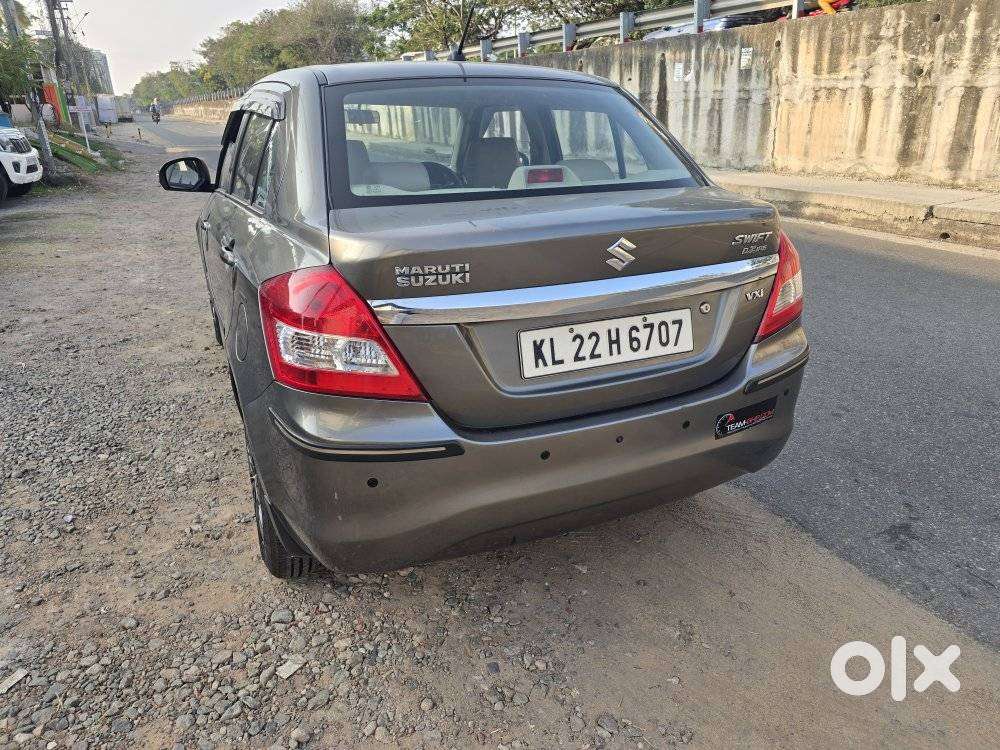 Maruti Suzuki Swift Dzire 1.3 Vxi, 2016