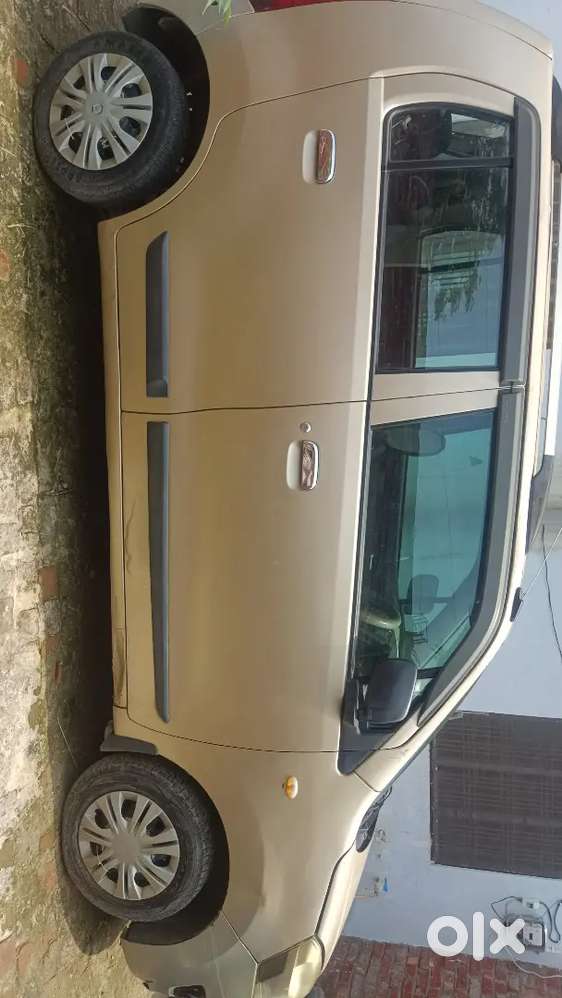 2nd Maruti Wagon 2013 Lxi Cng Car