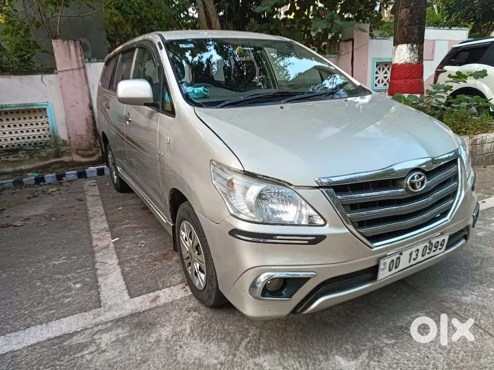 Toyota Innova 2013 Diesel Well Maintained