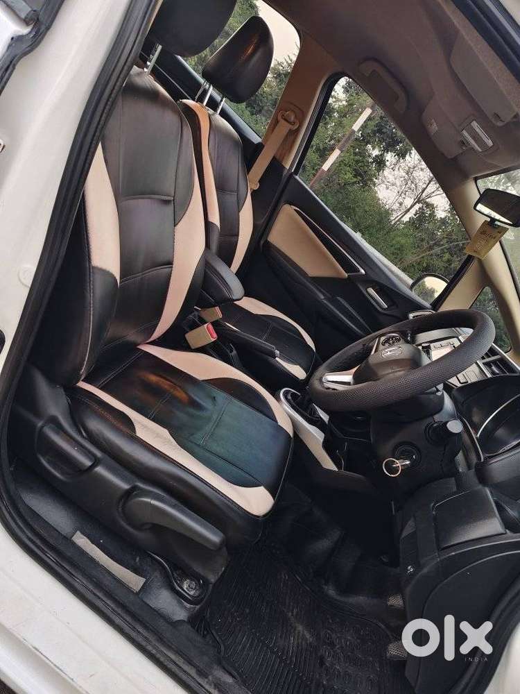 Honda Jazz [2020-2023] 1.2 V I-vtec Mt, 2017, Petrol