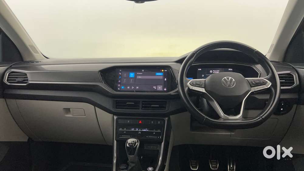 Volkswagen Taigun Topline 1.0 Tsi At (electric Seats), 2022, Petrol
