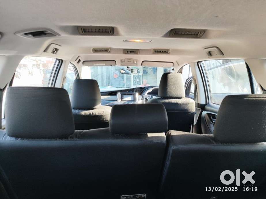 Toyota Innova Crysta