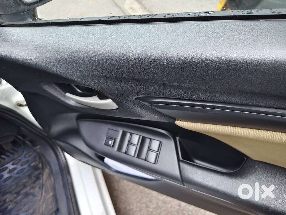 Honda Jazz E Mt I-vtec, 2017, Petrol