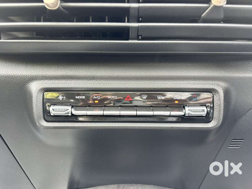 Mg Windsor Ev Essence, 2026, Electric