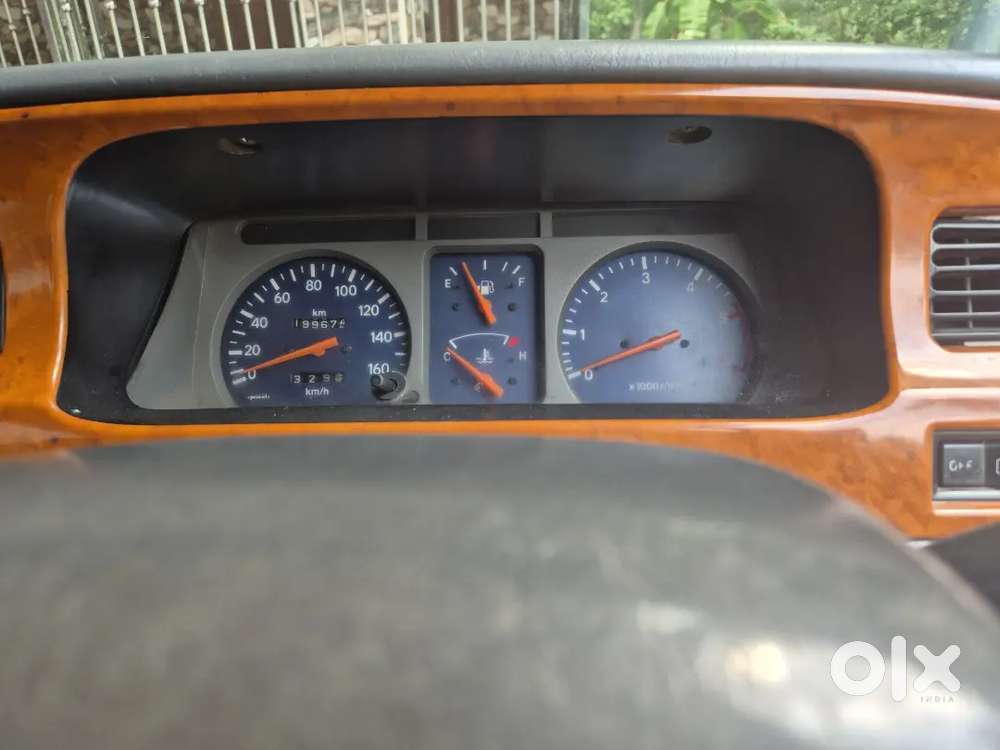 Toyota Qualis Rs