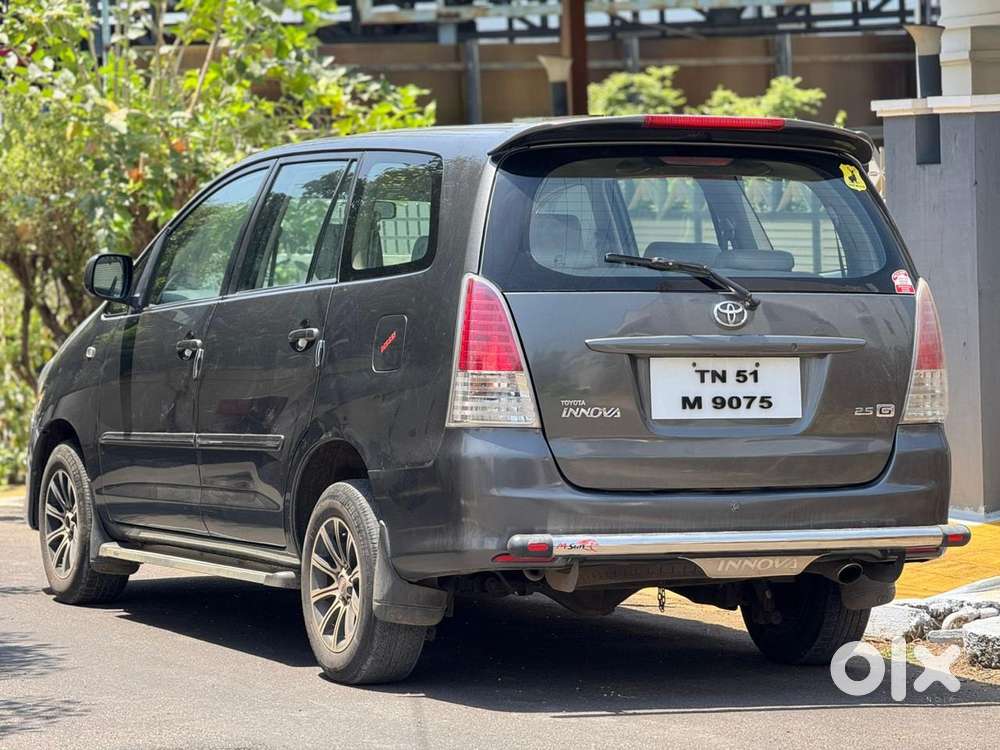 Toyota Innova 2.5 Gx 7 Str Bs-iii, 2011, Diesel