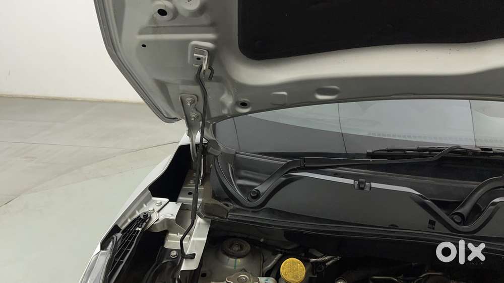 Nissan Magnite 1.0 Xv Premium Turbo Cvt, 2023, Petrol