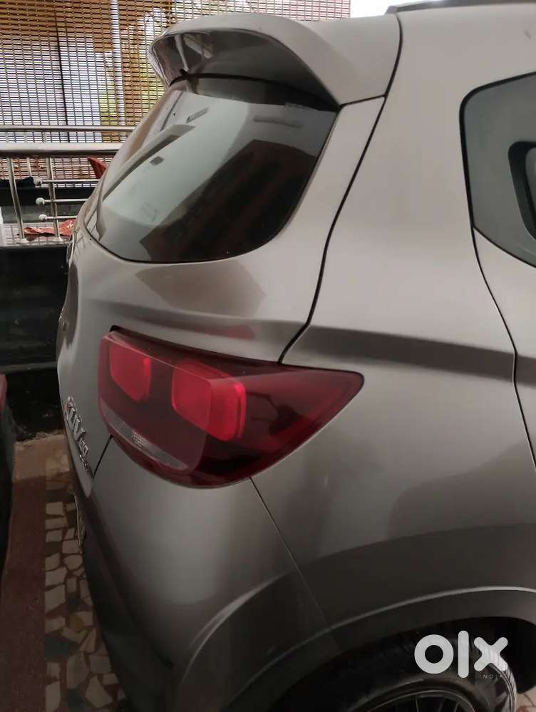 Mahindra Kuv 100 2016