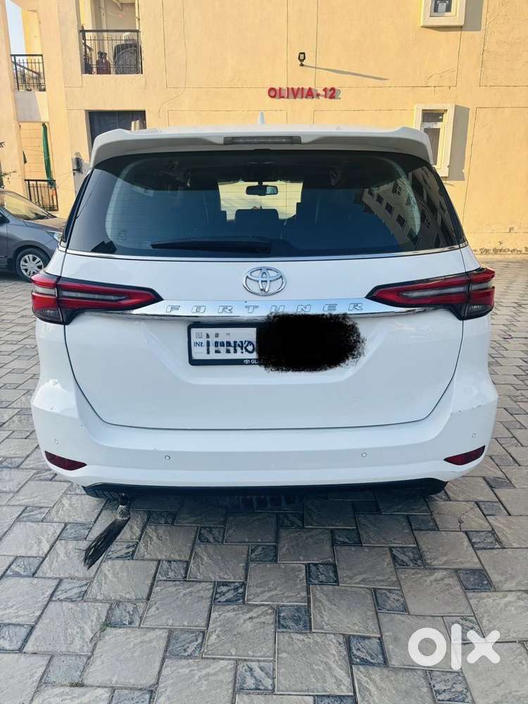Toyota Fortuner 4x2 At 2.8 Diesel, 2023, Diesel