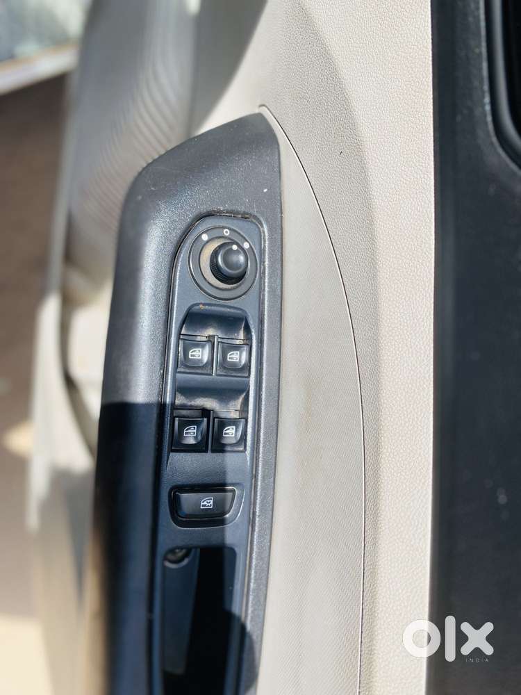 Renault Triber Rxt, 2020, Petrol