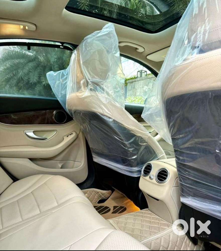 Mercedes-benz C Class 2015 Petrol Good Condition