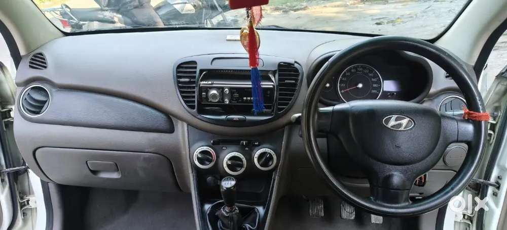 Hyundai I10 Sportz 2012