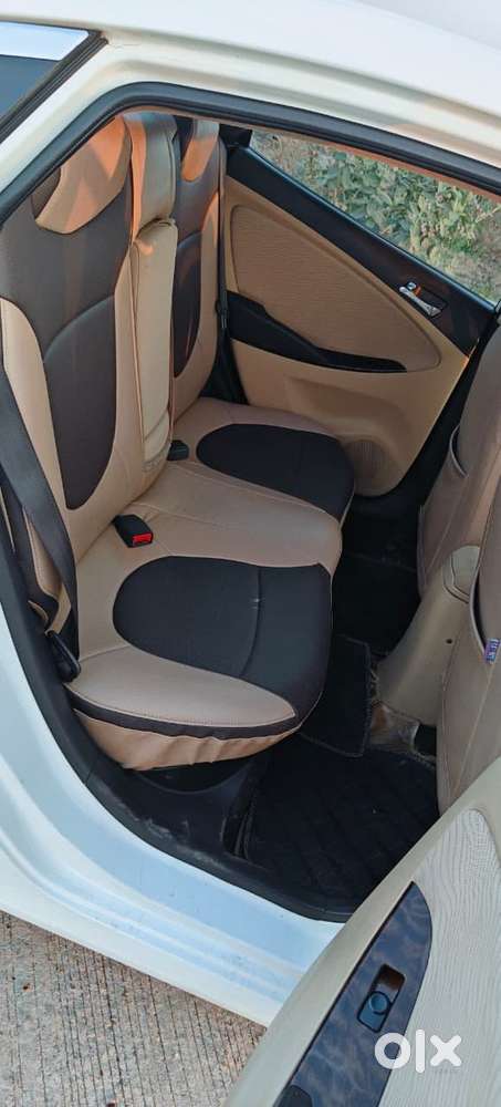 Hyundai Verna 1.6 Sx Vtvt (o), 2013, Petrol