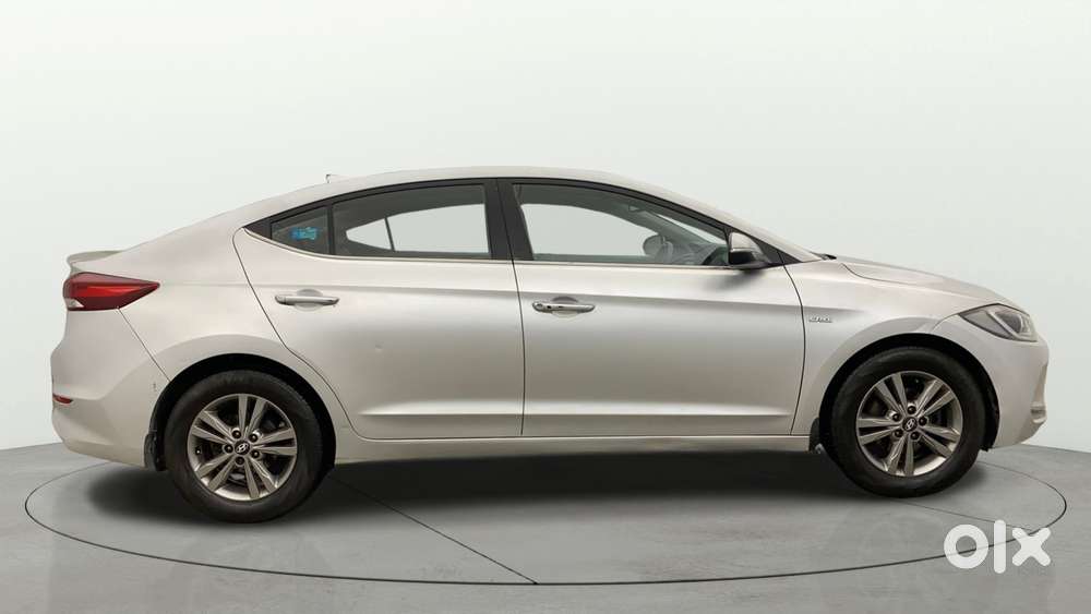 Hyundai New Elantra 1.5 Sx (o) Diesel At, 2018, Diesel