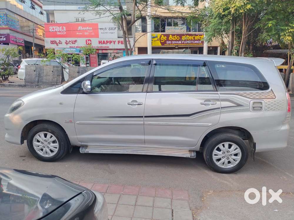 Toyota Innova 2.5 Vx 8 Str Bs-iii, 2011, Diesel