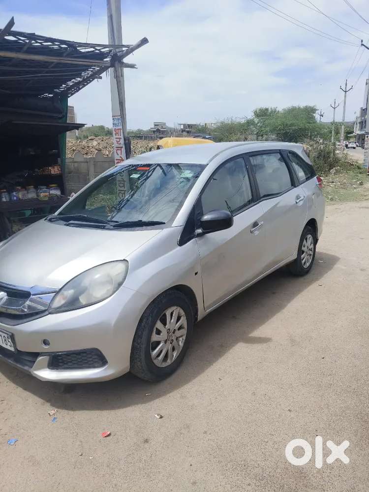 Honda Mobilio 2015