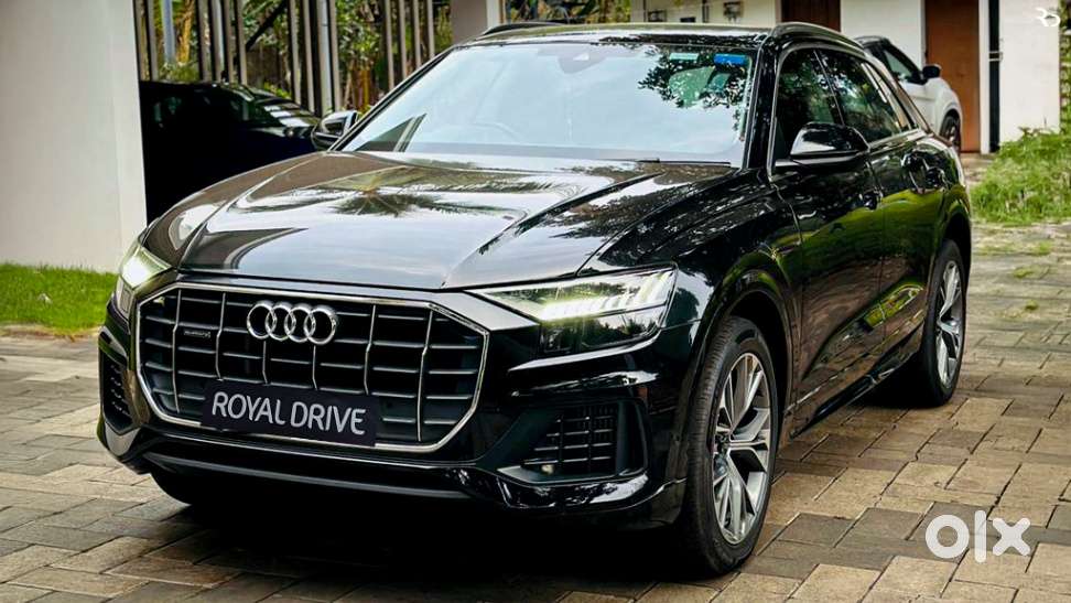 Audi Q8, 2022, Petrol