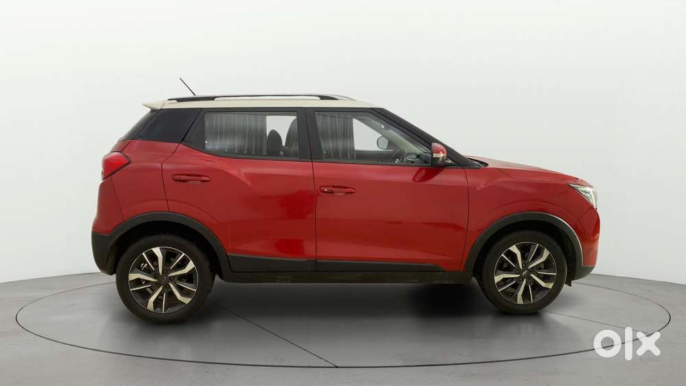 Mahindra Xuv300 W8 Option Dual Tone Diesel, 2019, Diesel