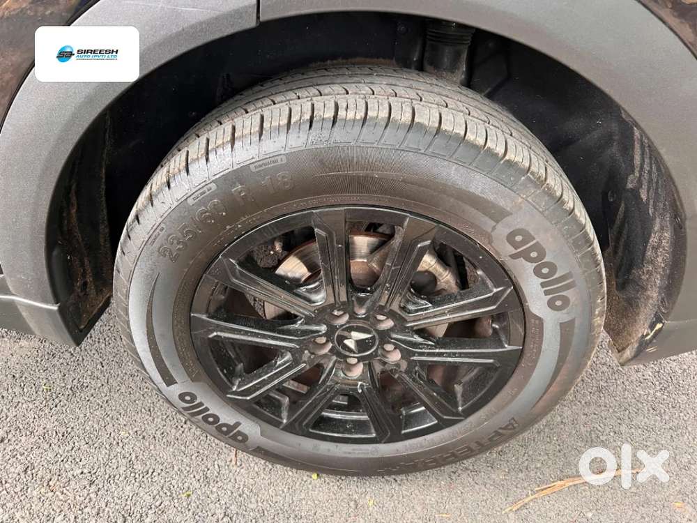 Mahindra Xuv700 2.0 Ax 7 Petrol At Luxury Pack Str, 2024, Petrol