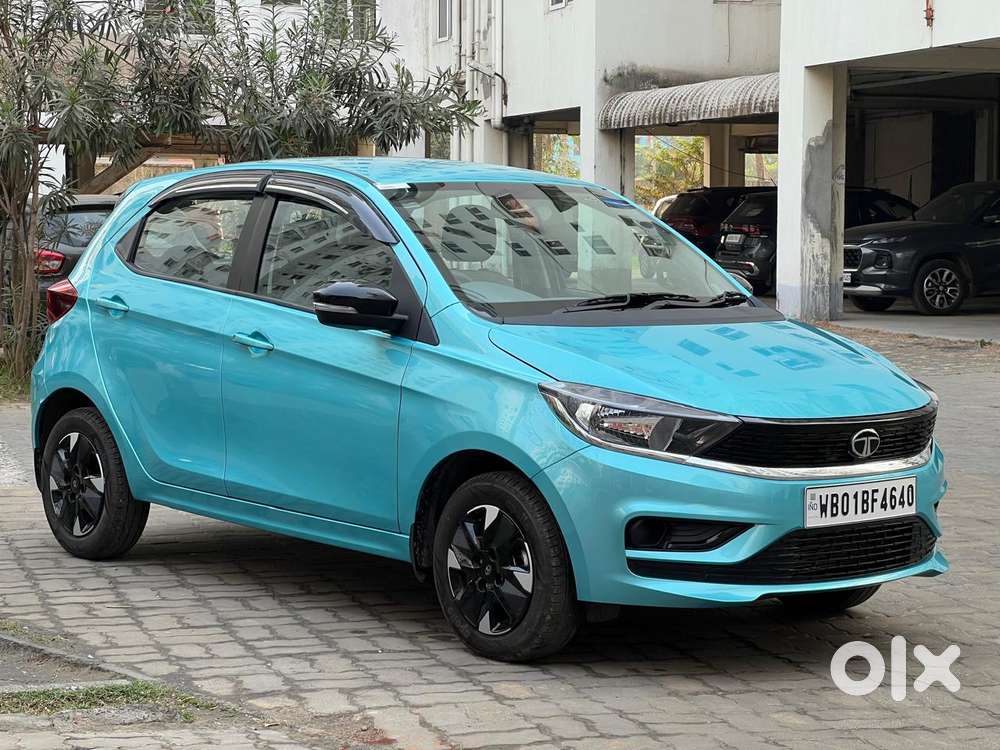 Tata Tiago 1.2 Revotron Xta, 2025, Petrol