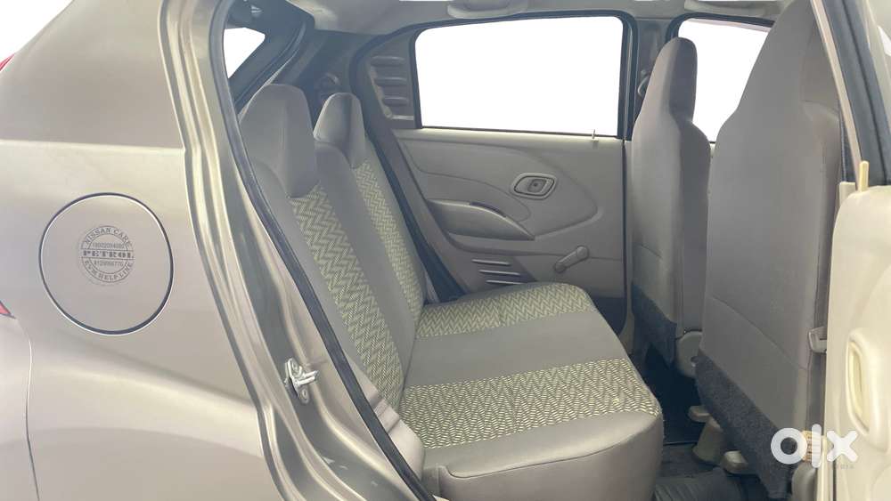 Datsun Redigo T Option, 2016, Petrol