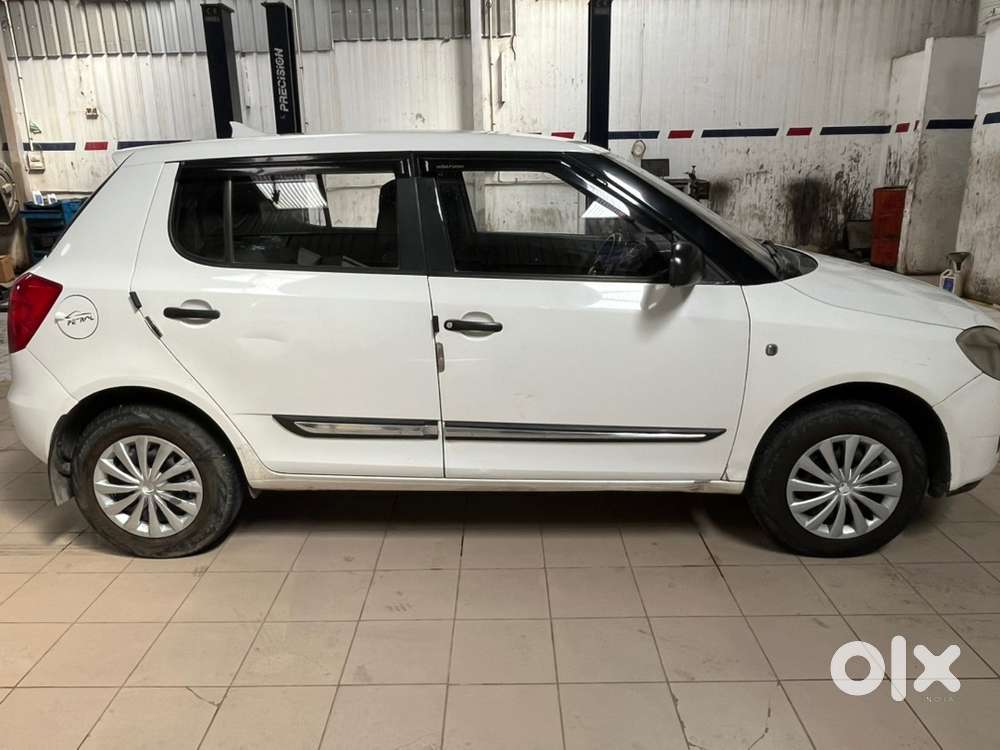 Skoda Fabia Petrol 120000 Km Driven