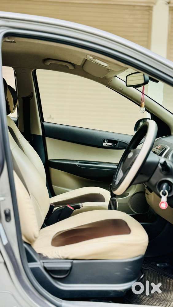 Hyundai I20 Sportz 1.2 Bs-iv, 2013, Petrol