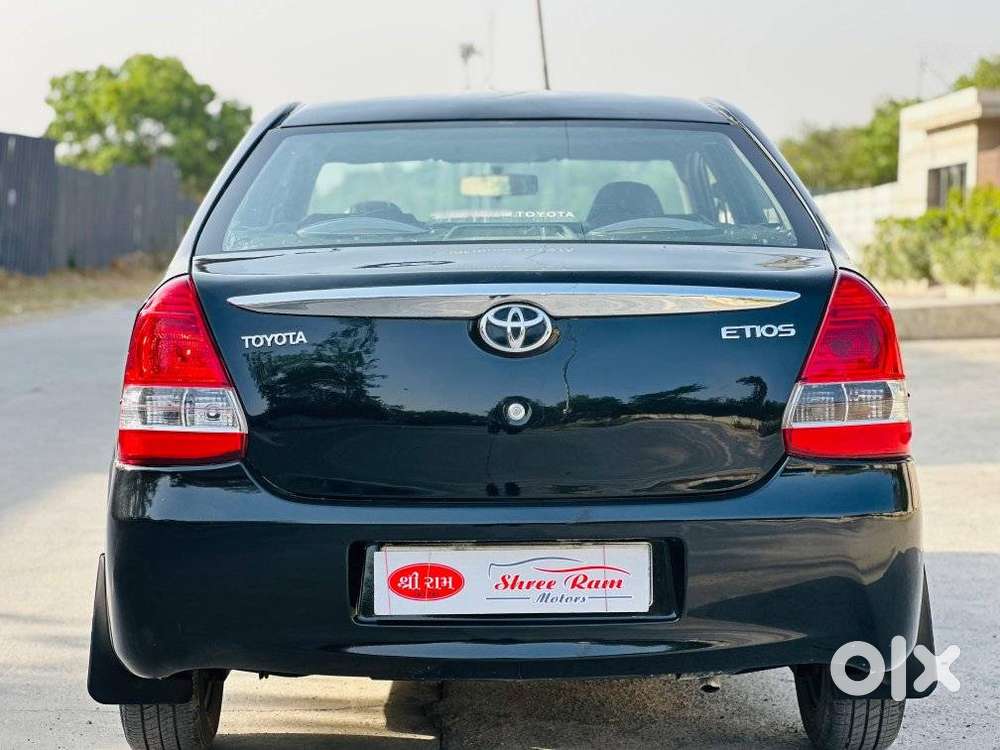 Toyota Etios 1.5 Std, 2011, Petrol