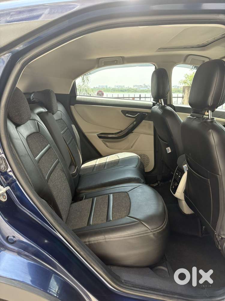 Tata Nexon 1.2 Revotron Xza Plus, 2023, Petrol