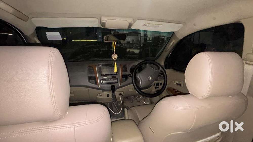 Toyota Fortuner 2010 Diesel Well Maintained