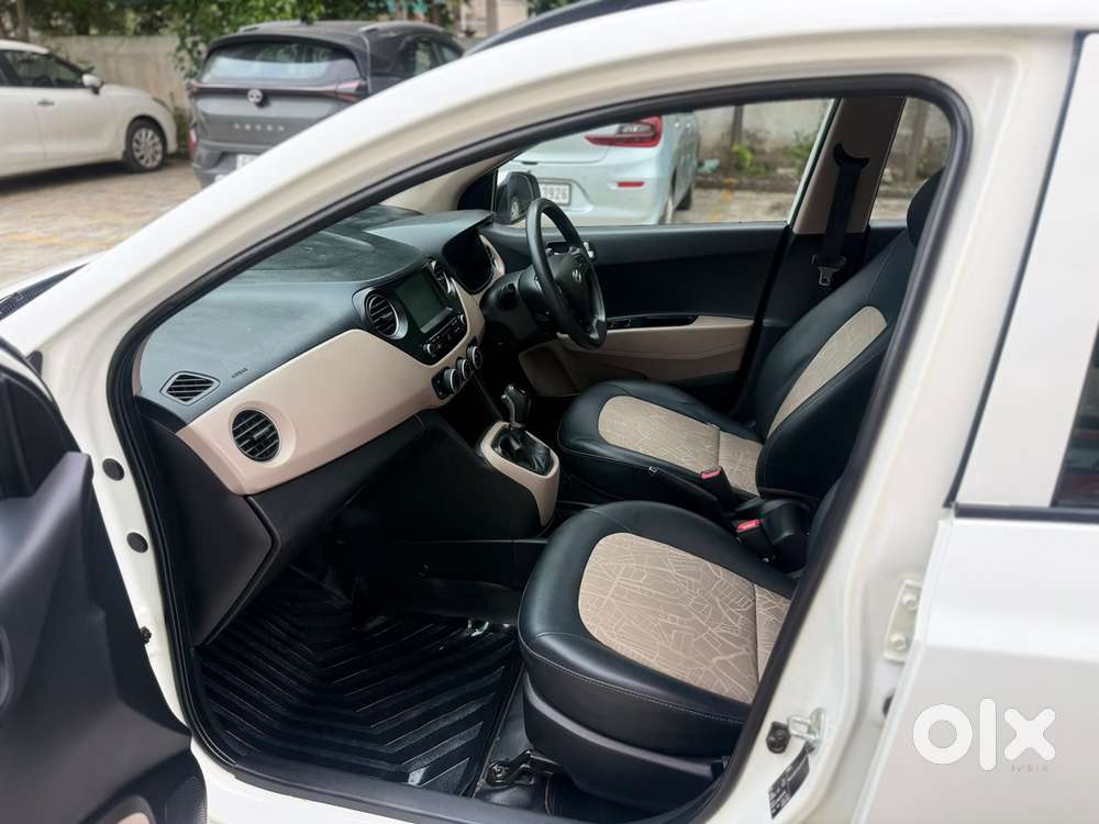 Hyundai Grand I10 At Sportz, 2018, Petrol