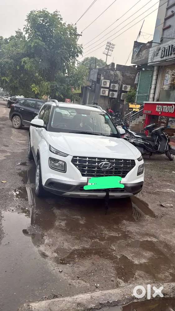 Hyundai Venue 1.2 Petrol Manual 2020 Model