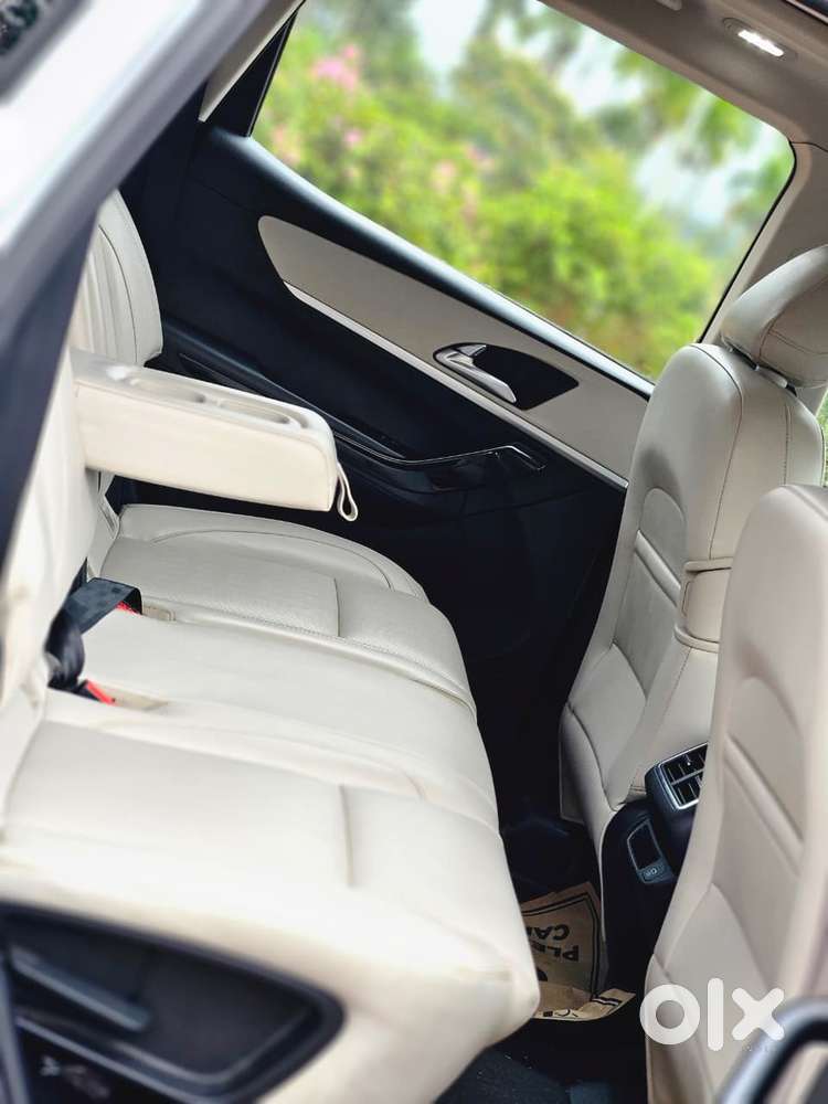 Mahindra Xuv700 2.2 Ax 5 Diesel Mt 7 Str, 2022, Diesel