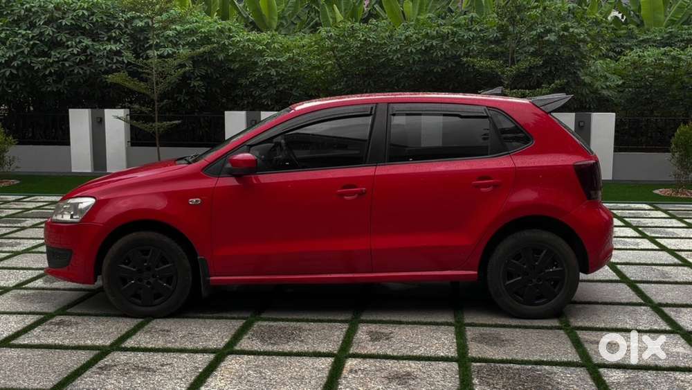 Volkswagen Polo Petrol Manual 2012