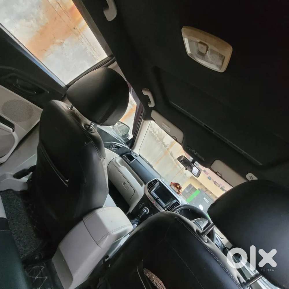Mahindra Xuv300 1.5 W6 2020 Converted To W8 O