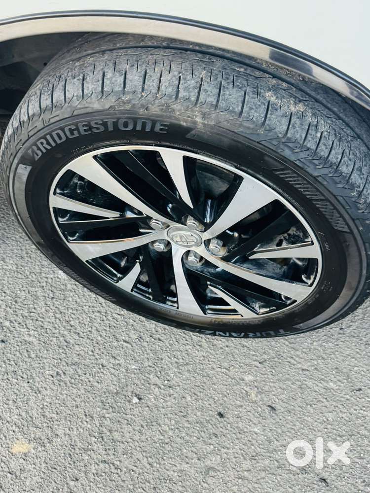 Toyota Innova Crysta [2020-ongoing] 2.4 Zx 7 Str, 2021, Diesel