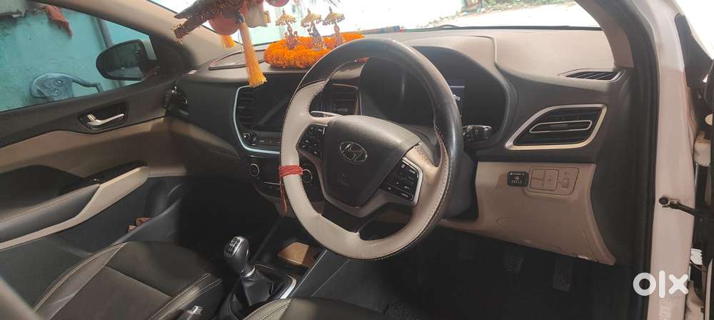 Hyundai Verna 1.5 Sx Petrol Mt, 2022, Cng & Hybrids