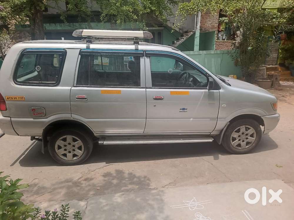 Chevrolet Tavera Neo 2014