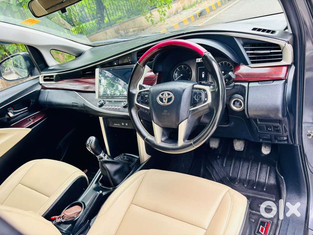 Toyota Innova Crysta 2.4 Vx Mt 8s, 2017, Diesel