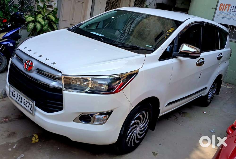 Toyota Innova Crysta 2.4 G Mt 8s, 2020, Diesel