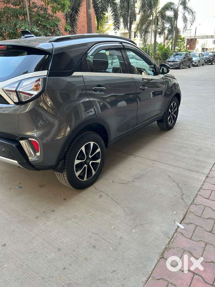 Tata Nexon Amt Xza Plus, 2020, Petrol
