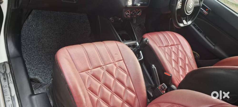 Maruti Suzuki Swift Vxi Optional, 2023, Petrol