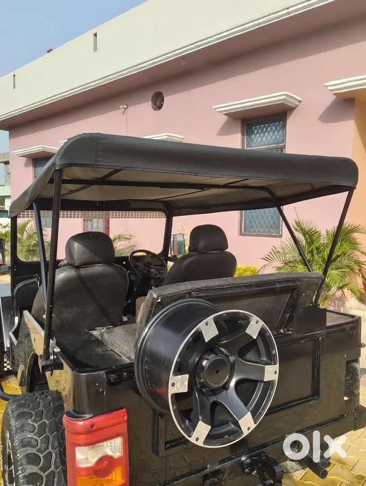 Mahindra Jeep 2004 Diesel Well Maintained