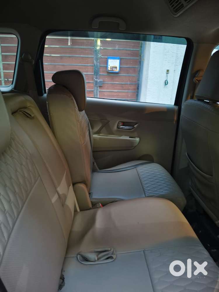 Maruti Suzuki Ertiga Vxi Cng, 2023, Cng & Hybrids