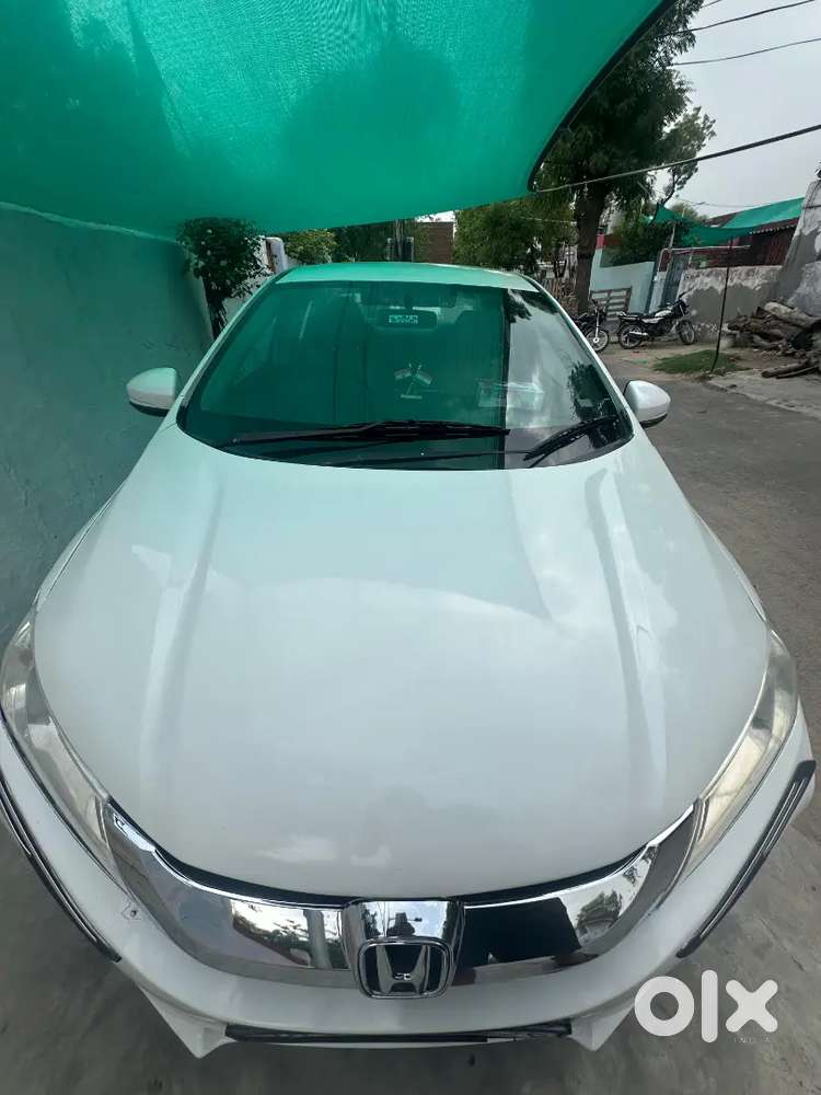 Car 2015 May Ki Purchase H  Neat And Clean Car Time Ps Vale Msg Na Kre