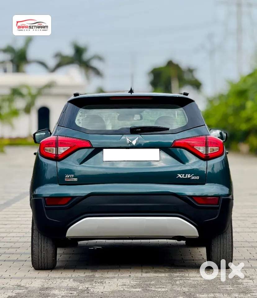 Mahindra Xuv300 W8 (o) 1.5 Diesel Amt, 2022, Diesel
