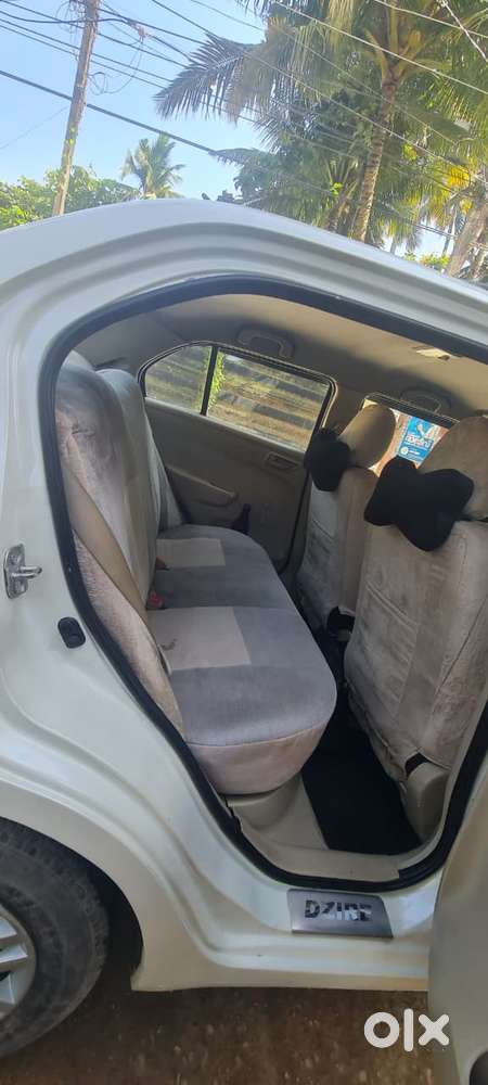 Maruti Suzuki Swift Dzire 1.2 Lxi (o), 2017, Petrol