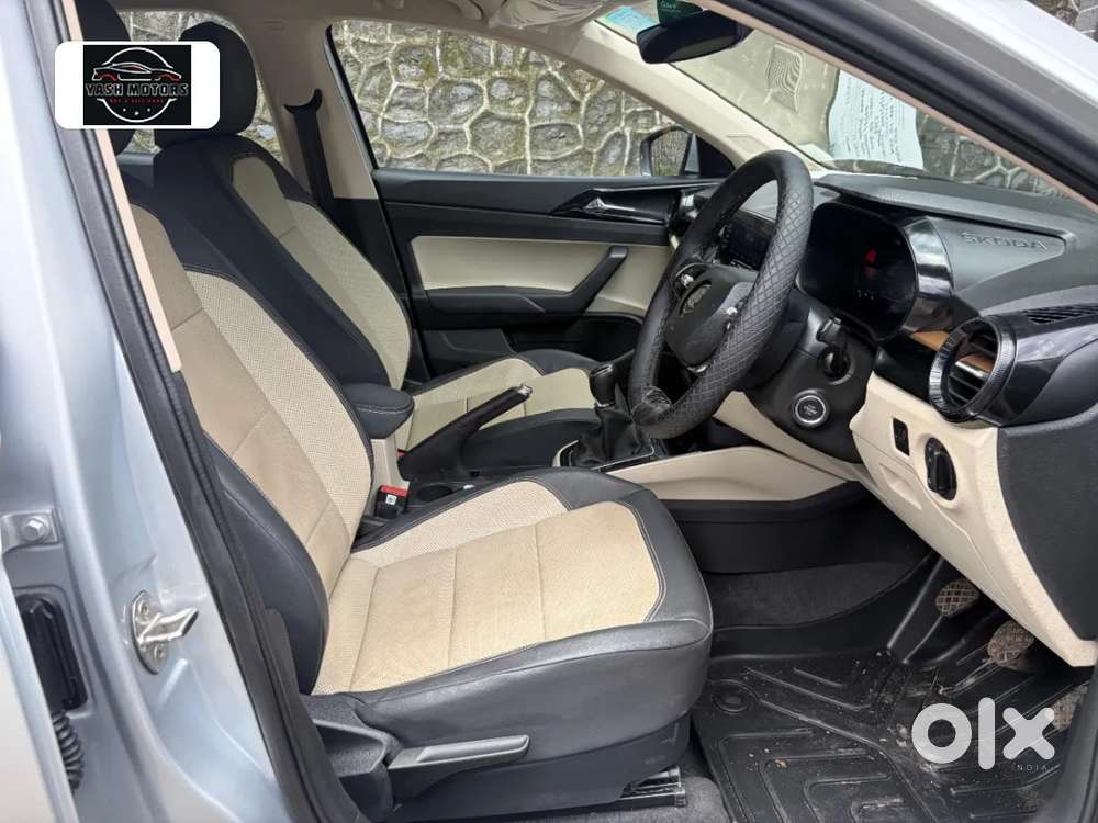 Skoda Slavia Style 1.0l Tsi Mt, 2022, Petrol