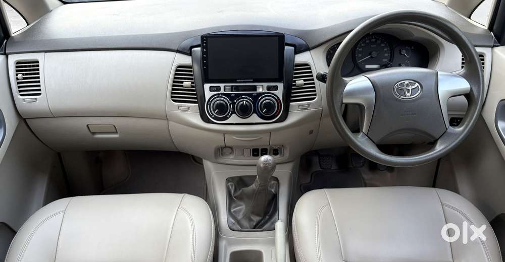 Toyota Innova 2.5 Gx 7 Str Bs-iii, 2014, Diesel